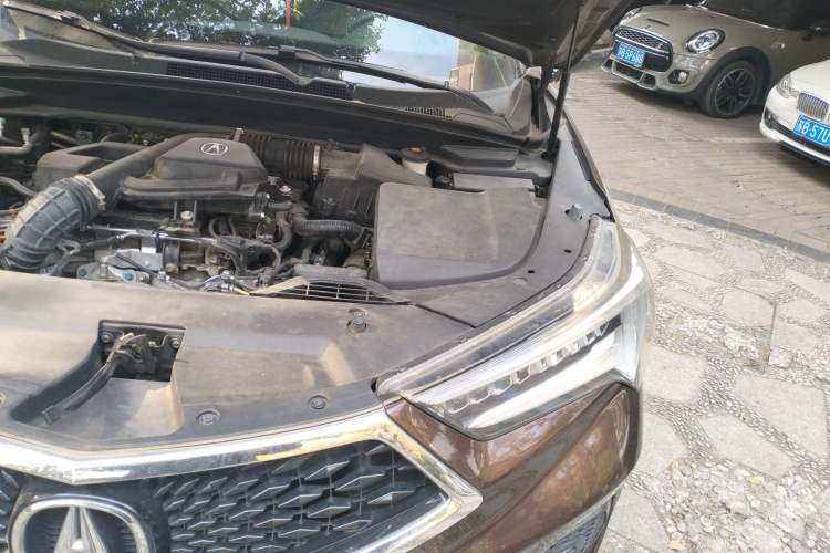 Used Acura CDX 2016 1.5T Two-Wheel Drive Deluxe Edition Engine Bay Left