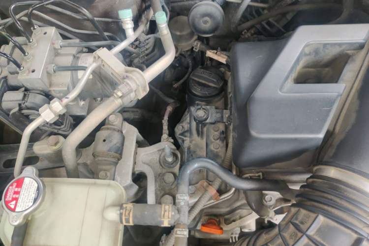 Used Acura CDX 2016 1.5T Two-Wheel Drive Deluxe Edition Engine Bay Right