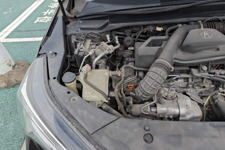Used Acura CDX 2016 1.5T Two-Wheel Drive Deluxe Edition Engine Bay Right