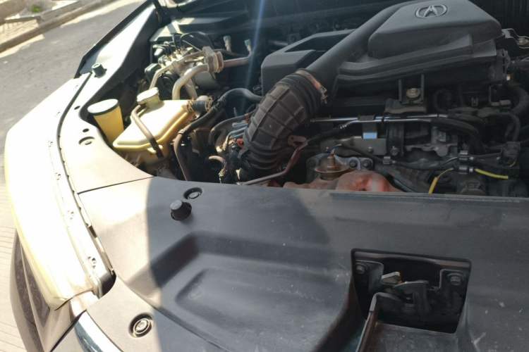 Used Acura CDX 2016 1.5T Four-Wheel Drive Smart Edition Engine Bay Right