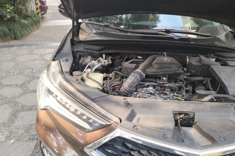 Used Acura CDX 2016 1.5T Two-Wheel Drive Deluxe Edition Engine Bay Right