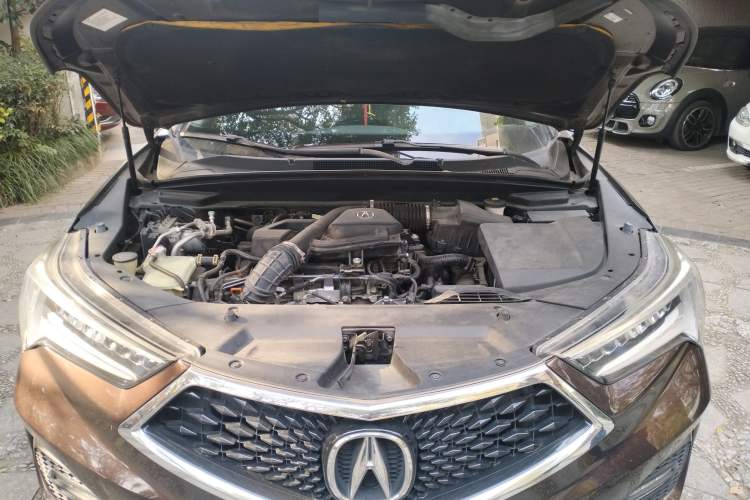 Used Acura CDX 2016 1.5T Two-Wheel Drive Deluxe Edition Engine Bay