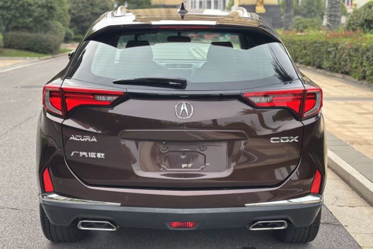 Used Acura CDX 2016 1.5T Two-Wheel Drive Deluxe Edition Exterior 3