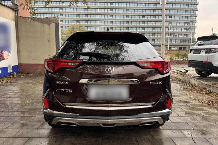 Used Acura CDX 2016 1.5T Two-Wheel Drive Deluxe Edition Exterior 4