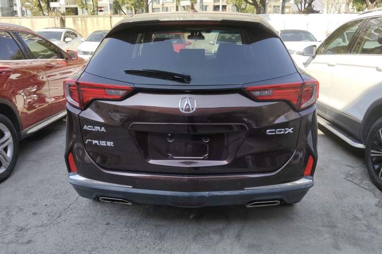 Used Acura CDX 2016 1.5T Two-Wheel Drive Deluxe Edition Exterior 4