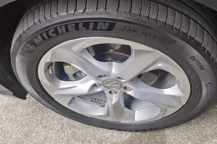 Used Acura CDX 2016 1.5T Two-Wheel Drive Deluxe Edition Exterior 7