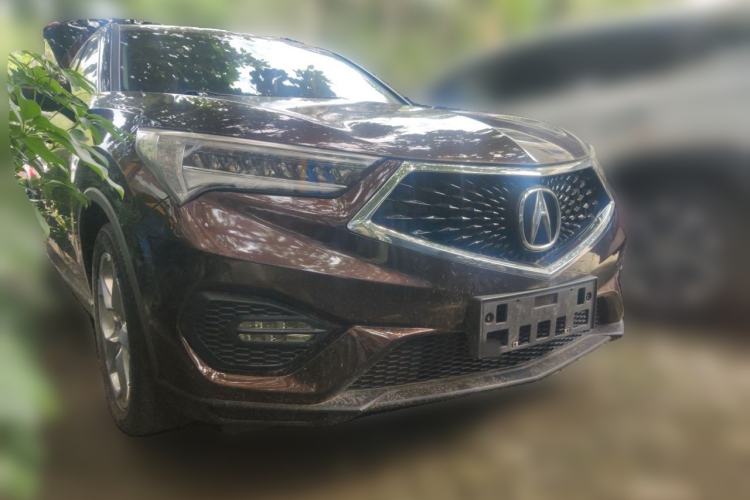 Used Acura CDX 2016 1.5T Two-Wheel Drive Deluxe Edition Front Right 45 Deg