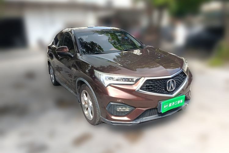 Used Acura CDX 2016 1.5T Two-Wheel Drive Deluxe Edition Front Right 45 Deg