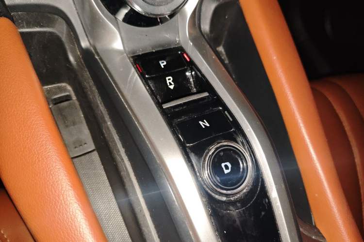 Used Acura CDX 2016 1.5T Two-Wheel Drive Enjoyment Version Gear Lever