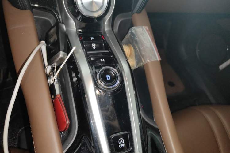 Used Acura CDX 2016 1.5T Two-Wheel Drive Deluxe Edition Gear Lever