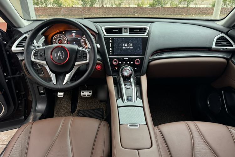 Used Acura CDX 2016 1.5T Two-Wheel Drive Deluxe Edition Interior 1