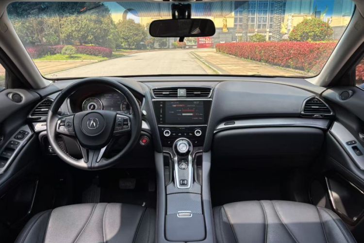Used Acura CDX 2016 1.5T Two-Wheel Drive Deluxe Edition Interior 1