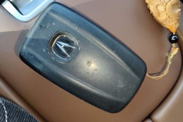 Used Acura CDX 2016 1.5T Two-Wheel Drive Deluxe Edition Interior 1