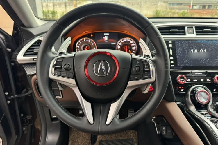 Used Acura CDX 2016 1.5T Two-Wheel Drive Deluxe Edition Interior 2