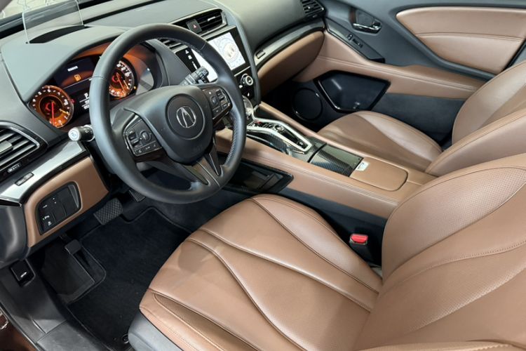 Used Acura CDX 2016 1.5T Two-Wheel Drive Deluxe Edition Interior 3