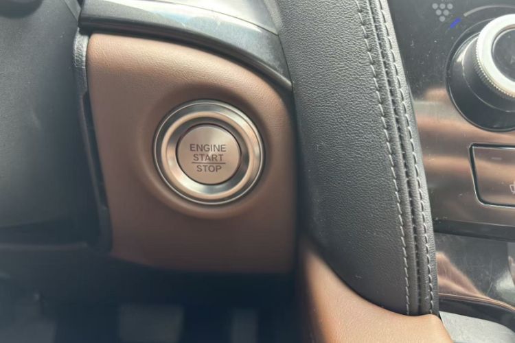 Used Acura CDX 2016 1.5T Two-Wheel Drive Deluxe Edition Interior 3