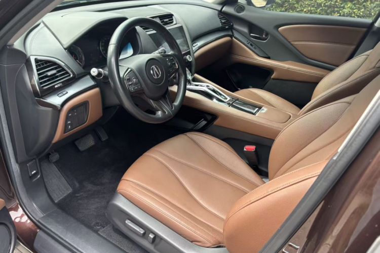 Used Acura CDX 2016 1.5T Two-Wheel Drive Deluxe Edition Interior 5