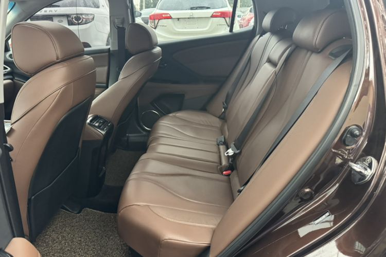 Used Acura CDX 2016 1.5T Two-Wheel Drive Deluxe Edition Interior 6