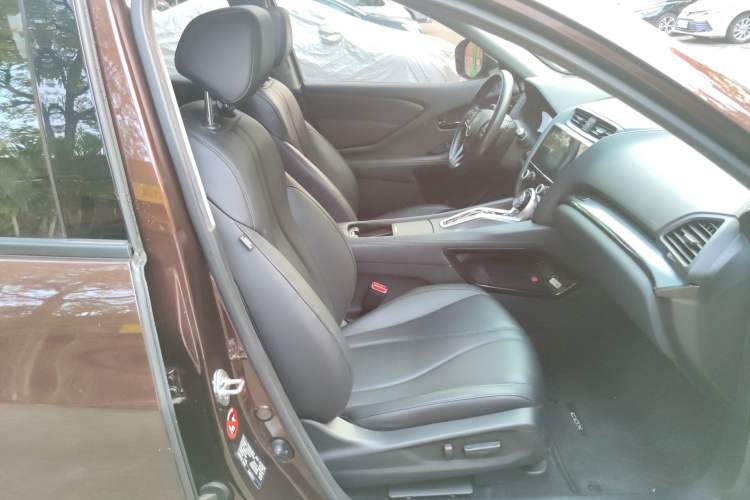 Used Acura CDX 2016 1.5T Two-Wheel Drive Enjoyment Edition Interior 6