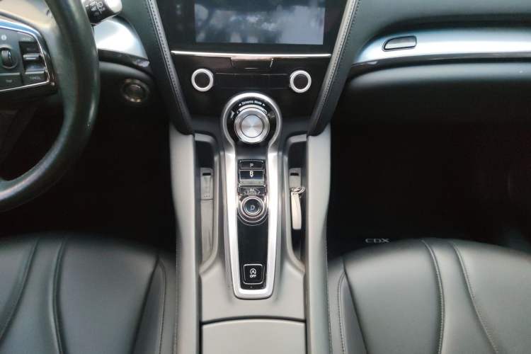 Used Acura CDX 2016 1.5T Two-Wheel Drive Enjoyment Edition Interior 9