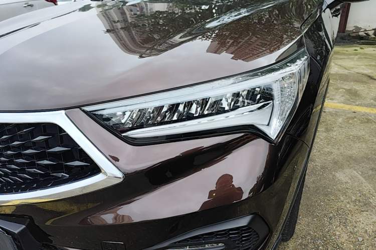 Used Acura CDX 2016 1.5T Two-Wheel Drive Deluxe Edition Left Front Headlight