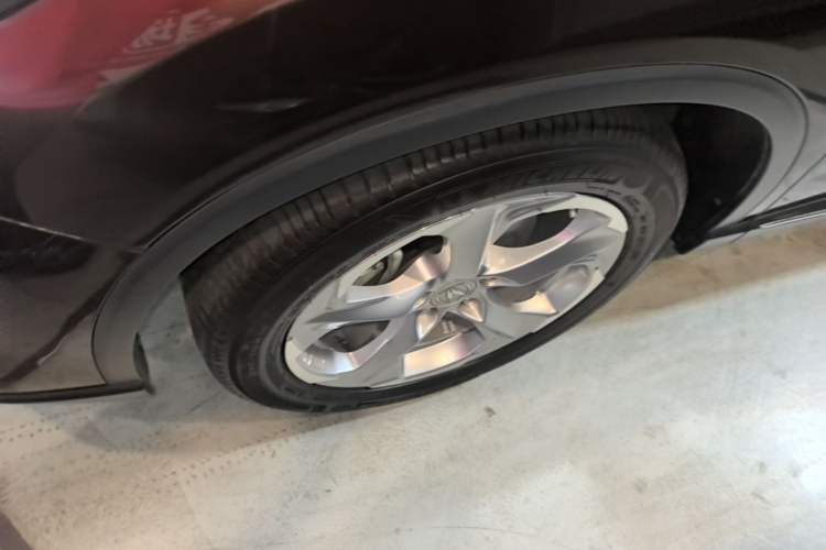 Used Acura CDX 2016 1.5T Two-Wheel Drive Deluxe Edition Left Front Wheel Hub