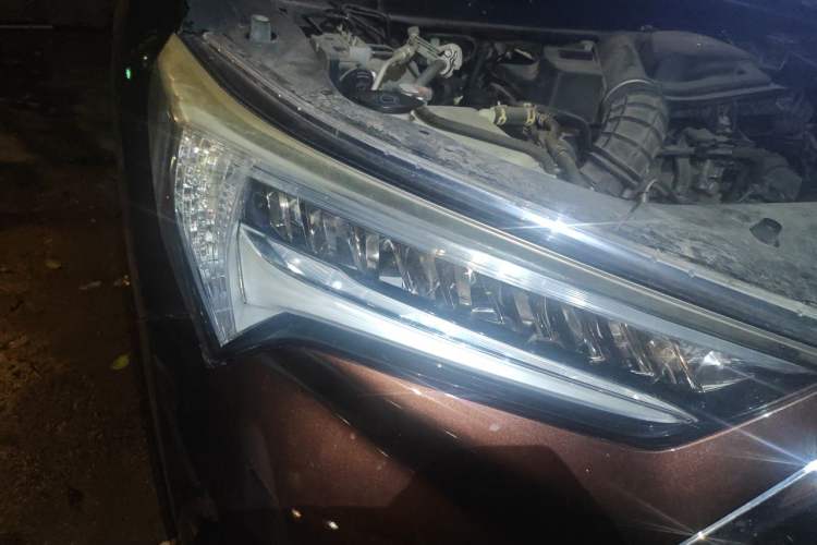 Used Acura CDX 2016 1.5T Two-Wheel Drive Enjoyment Version Right Front Headlight