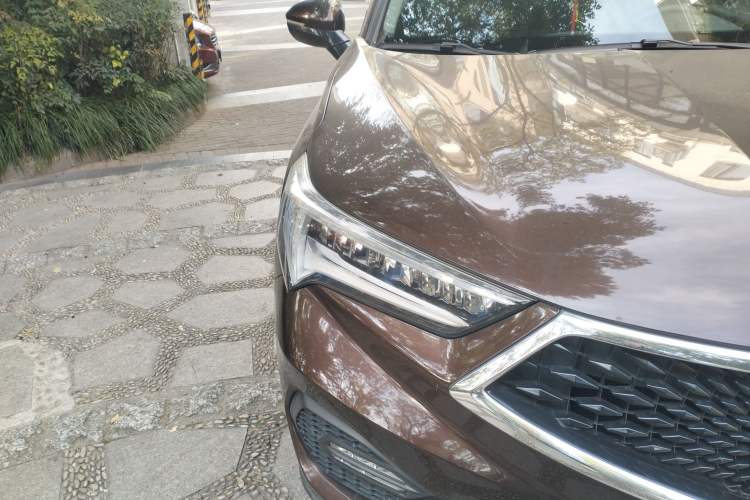 Used Acura CDX 2016 1.5T Two-Wheel Drive Deluxe Edition Right Front Headlight
