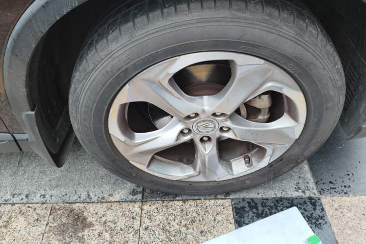 Used Acura CDX 2016 1.5T Two-Wheel Drive Enjoyment Version Right Front Wheel Hub