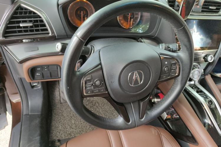 Used Acura CDX 2016 1.5T Two-Wheel Drive Deluxe Edition Steering Wheel