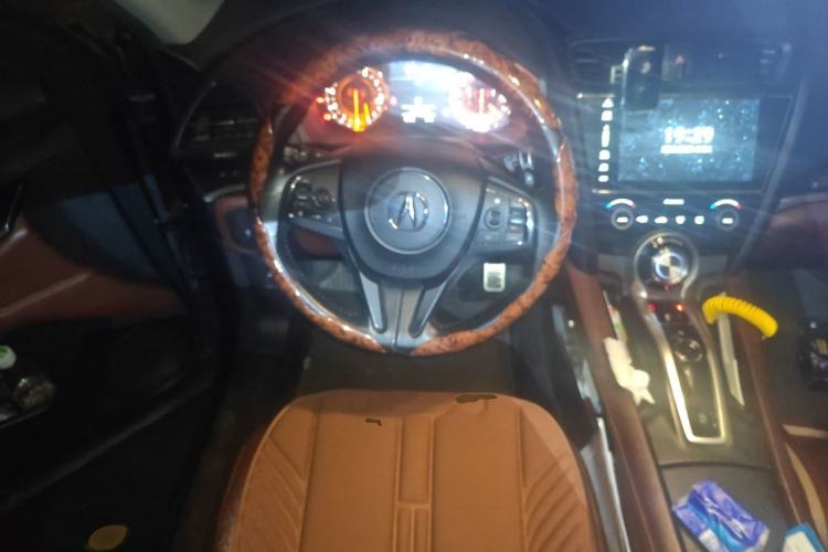 Used Acura CDX 2016 1.5T Two-Wheel Drive Enjoyment Version Steering Wheel