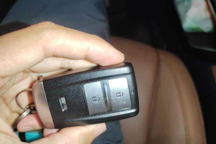 Used Acura CDX 2016 1.5T Two-Wheel Drive Deluxe Edition Vehicle Key