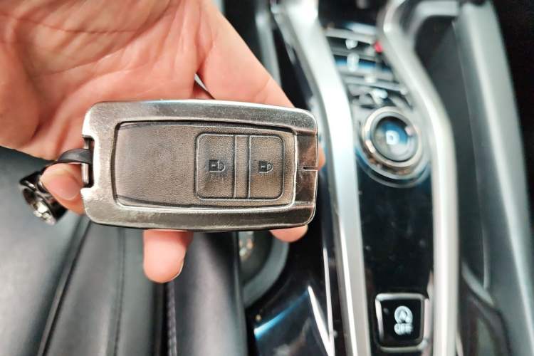 Used Acura CDX 2016 1.5T Two-Wheel Drive Deluxe Edition Vehicle Key