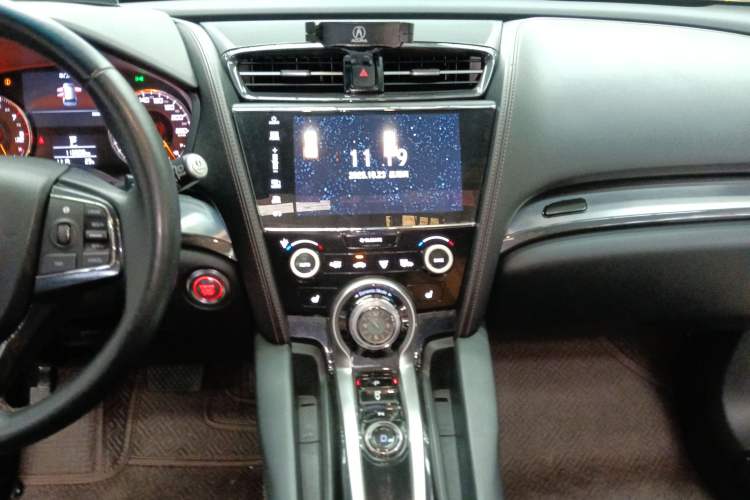 Used Acura CDX 2016 1.5T Four-Wheel Drive Smart Edition Audio And AC Panel