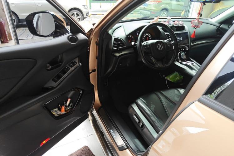 Used Acura CDX 2016 1.5T Two-Wheel Drive Enjoyment Edition Driver Seat