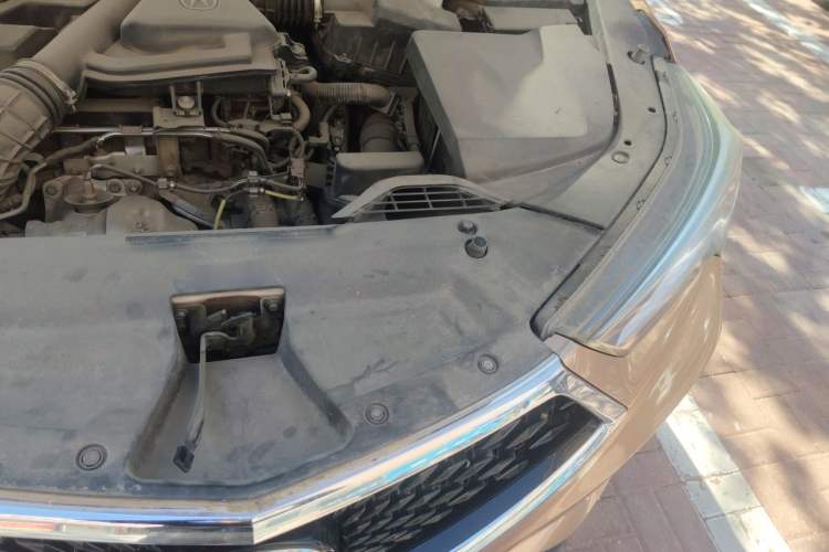 Used Acura CDX 2016 1.5T Two-Wheel Drive Enjoyment Edition Engine Bay Left