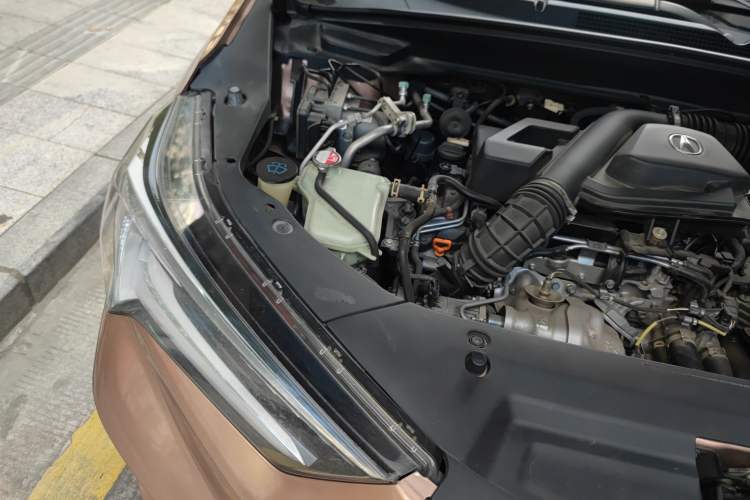 Used Acura CDX 2016 1.5T Two-Wheel Drive Enjoyment Edition Engine Bay Right