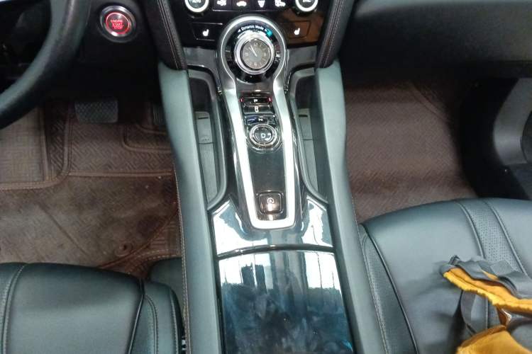 Used Acura CDX 2016 1.5T Four-Wheel Drive Smart Edition Gear Lever