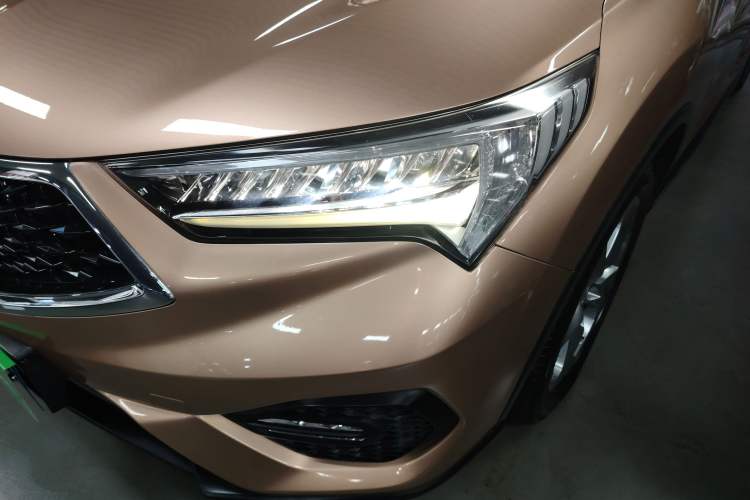 Used Acura CDX 2016 1.5T Two-Wheel Drive Enjoyment Edition Left Front Headlight