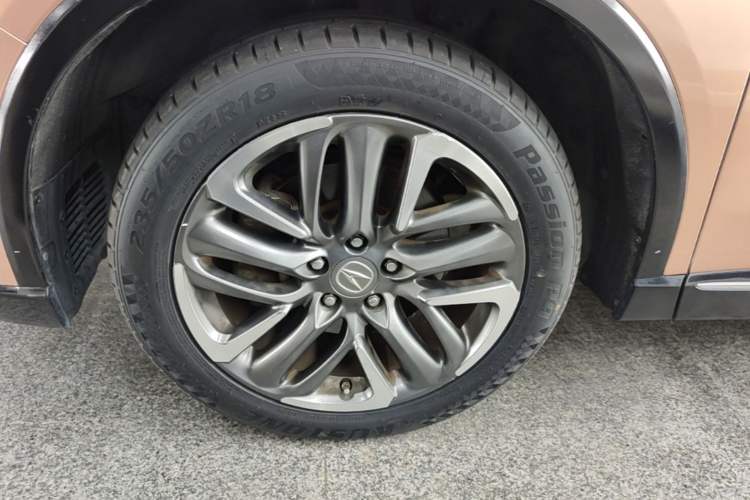 Used Acura CDX 2016 1.5T Four-Wheel Drive Smart Edition Left Front Wheel Hub