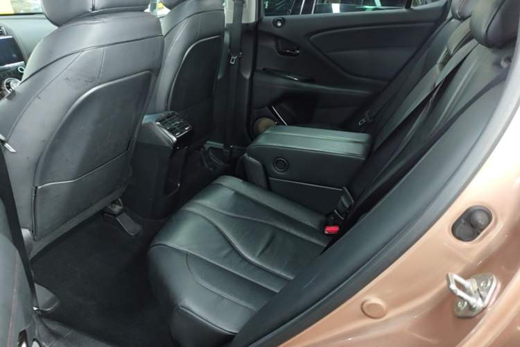 Used Acura CDX 2016 1.5T Four-Wheel Drive Smart Edition Left Rear Seat
