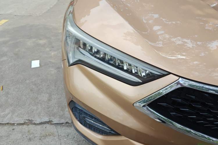 Used Acura CDX 2016 1.5T Two-Wheel Drive Enjoyment Edition Right Front Headlight