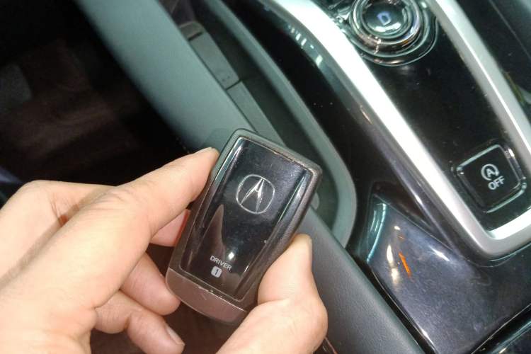 Used Acura CDX 2016 1.5T Four-Wheel Drive Smart Edition Vehicle Key