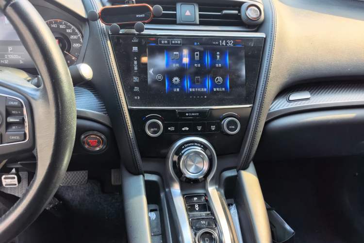 Used Acura CDX 2016 1.5T Two-Wheel Drive Enjoyment Version Audio And AC Panel