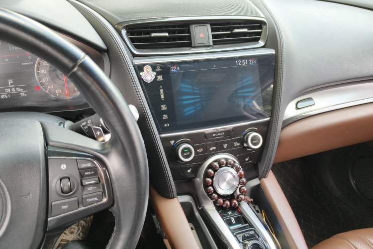 Used Acura CDX 2016 1.5T Two-Wheel Drive Deluxe Edition Audio And AC Panel