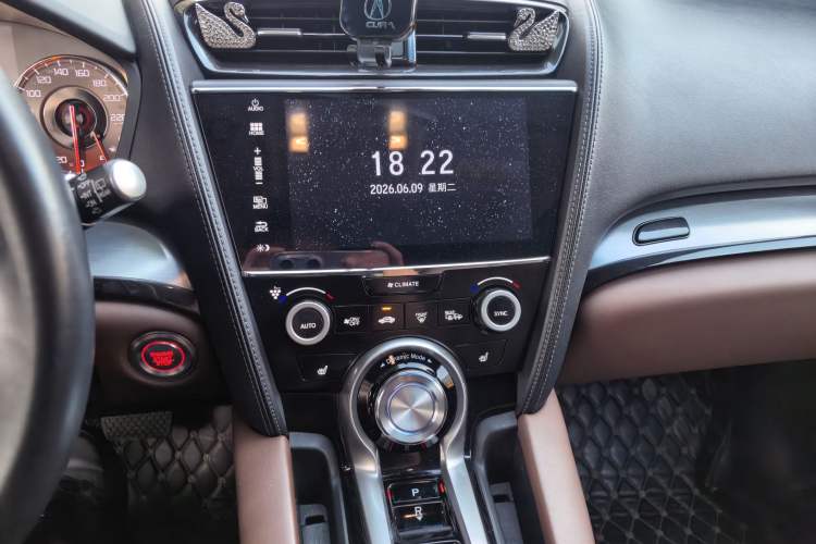 Used Acura CDX 2016 1.5T Two-Wheel Drive Deluxe Edition Audio And AC Panel