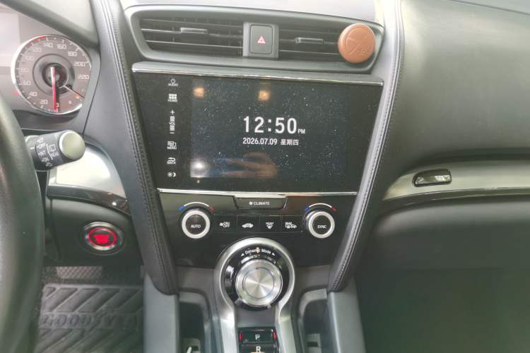 Used Acura CDX 2016 1.5T Two-Wheel Drive Enjoyment Edition Audio And AC Panel