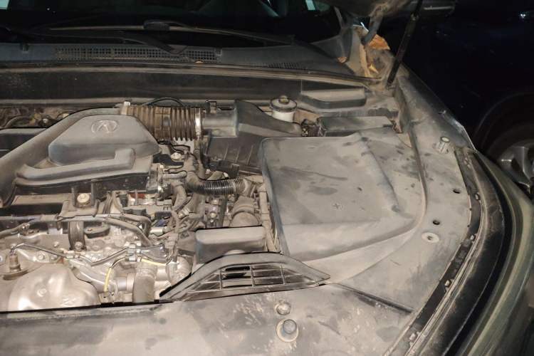 Used Acura CDX 2016 1.5T Two-Wheel Drive Deluxe Edition Engine Bay Left