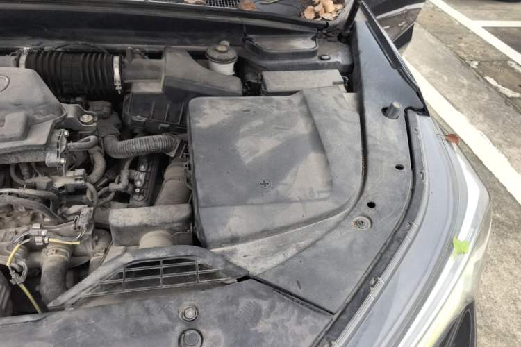 Used Acura CDX 2016 1.5T Two-Wheel Drive Deluxe Edition Engine Bay Left