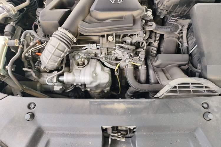 Used Acura CDX 2016 1.5T Two-Wheel Drive Enjoyment Version Engine Bay
